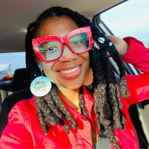 Meet your Posher, Tina